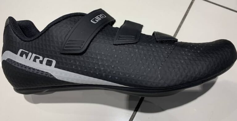 what shoes are compatible with peloton